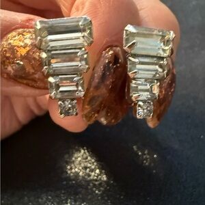 Vintage Weiss style clear rhinestone inverted pyramid screw back earrings.